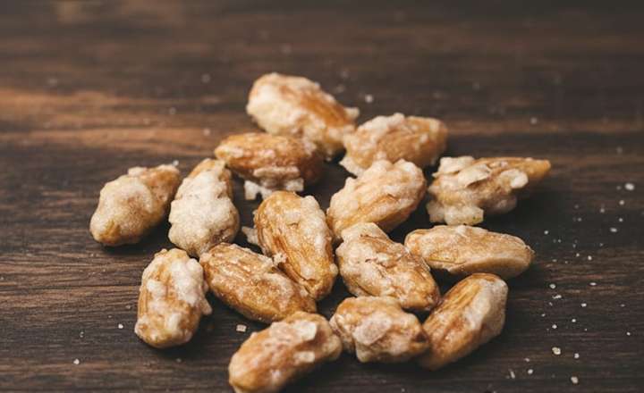 מתכון לשקדים מסוכרים ללא סוכר