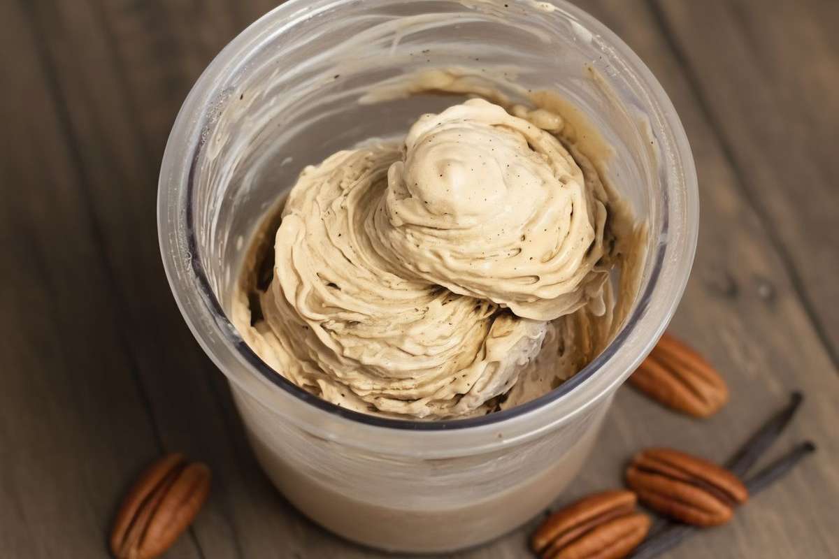 מתכון לגלידת חלבון וניל פקאן NINJA CREAMI