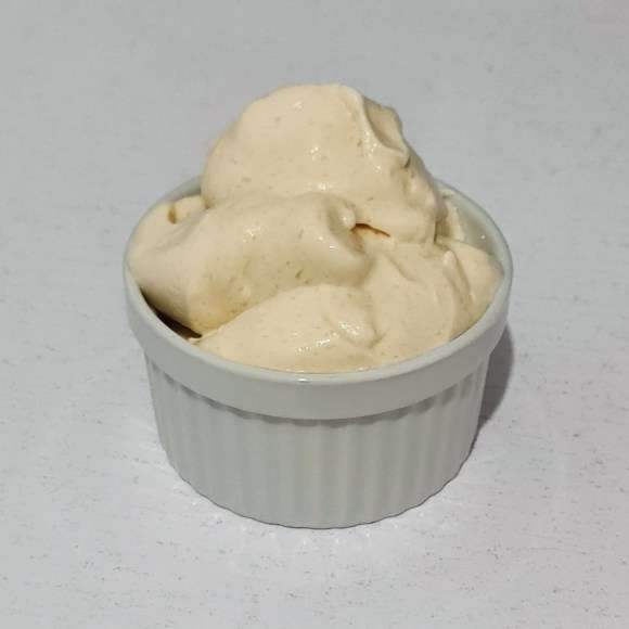 מתכון לגלידת חלבון במבה חלווה