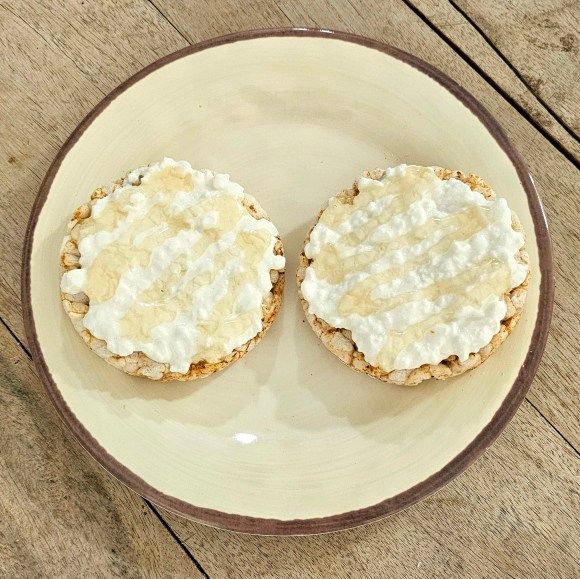 מתכון לפריכיות עם קוטג' ודבש דל קלוריות