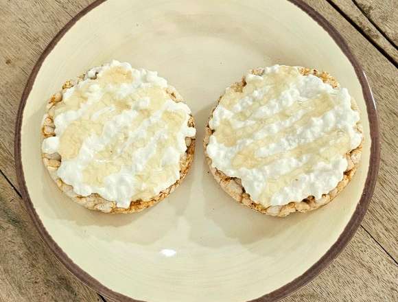 מתכון לפריכיות עם קוטג' ודבש דל קלוריות