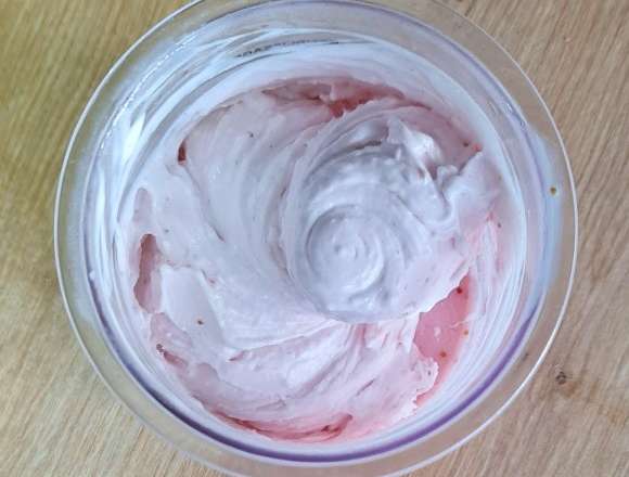 מתכון לגלידת חלבון תות NINJA CREAMI