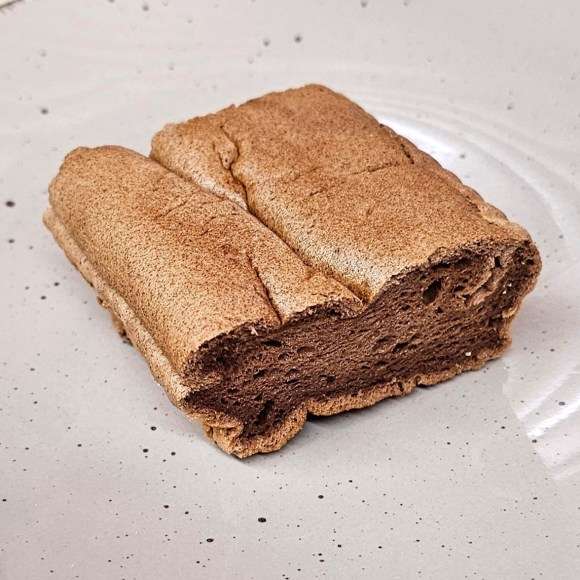 מתכון לעוגת ספוג שוקולד עשירה בחלבון