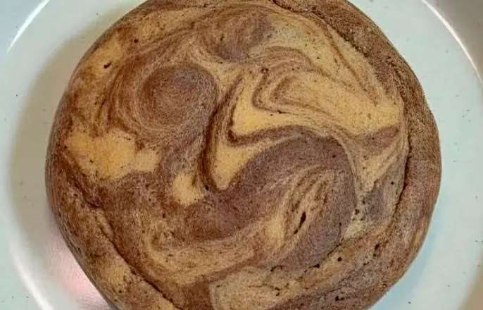 עוגיית חלבון שוקולד וחמאת בוטנים במיקרו לחיטוב ב-90 שניות!