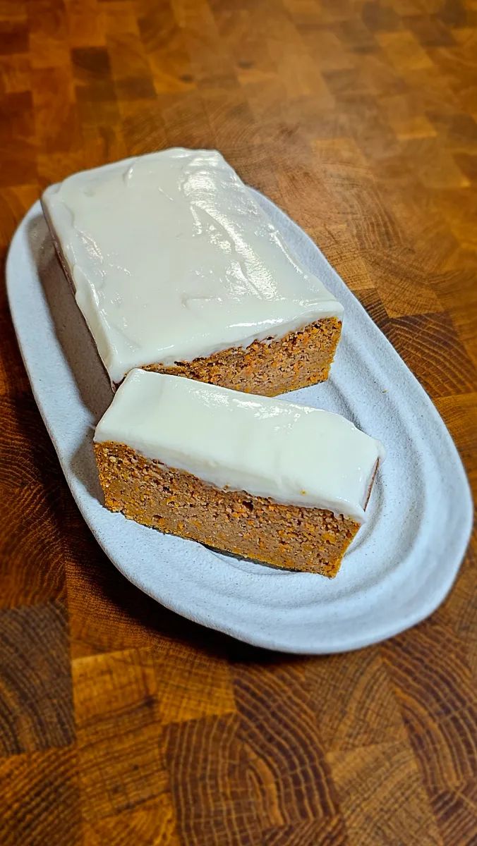 עוגת גזר לחיטוב: רק 90 קלוריות לפרוסה (כולל פרוסטינג!)