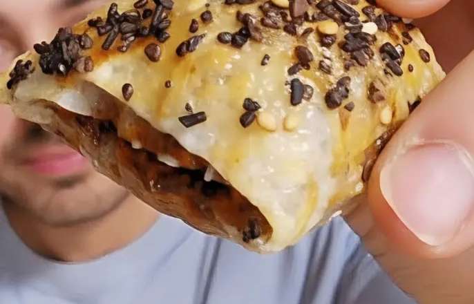 בורקס דפי אורז קריספי בטירוף: הסוד לבורקס דל קלוריות שלא מתפוצץ!